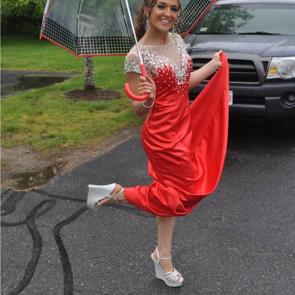 Red size 0 prom dress